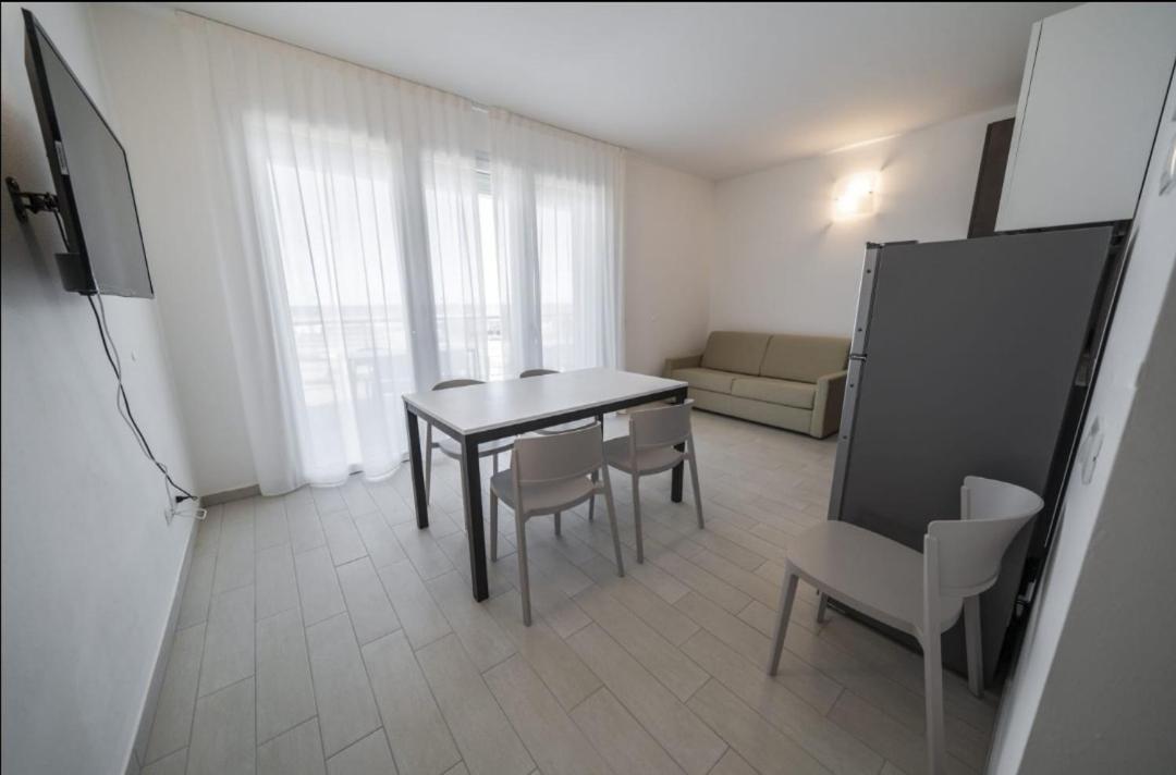 Sabbia & Mare Aparthotel Rosolina Mare Exterior foto